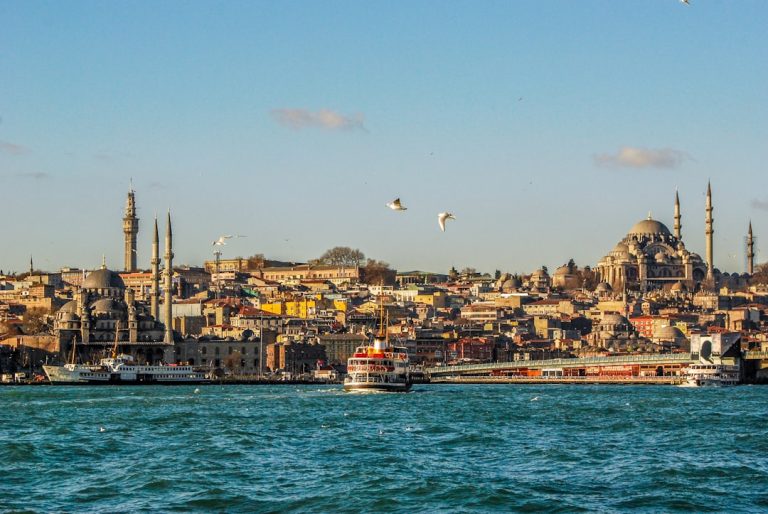 Temsili görsel: İstanbul şehir gündemi — Engin Yapici / Unsplash